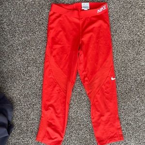 Red crop Nike pro leggings